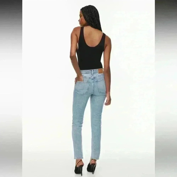 Denim Forum Aritzia The Yoko High Rise Slim High Waisted Blue Jean Denim Size 24 - Picture 2 of 9